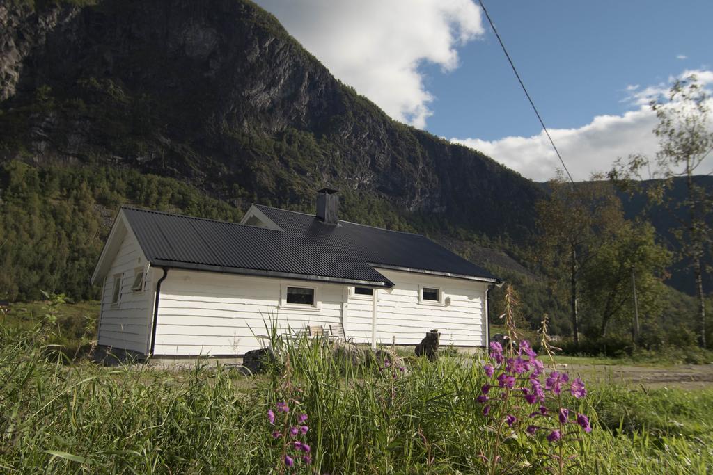 Hansali Holiday Home Fjaerland Dış mekan fotoğraf